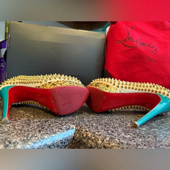 Christian Louboutin Peep-Toe Heels size 34.5 - Picture 6 of 7